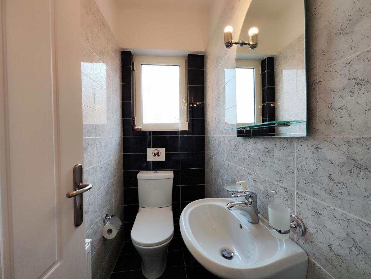 Menelaou By Verde Apartments Атина Екстериор снимка