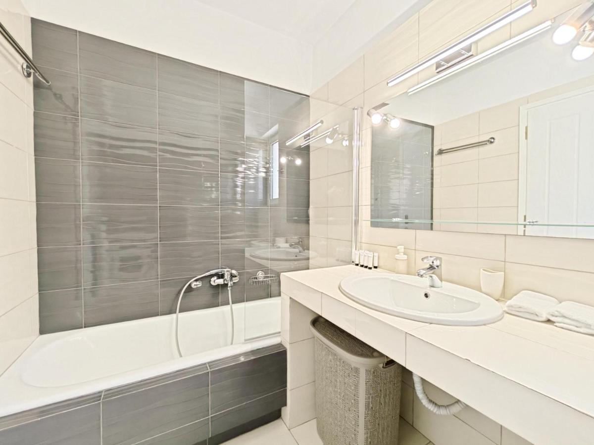 Menelaou By Verde Apartments Атина Екстериор снимка