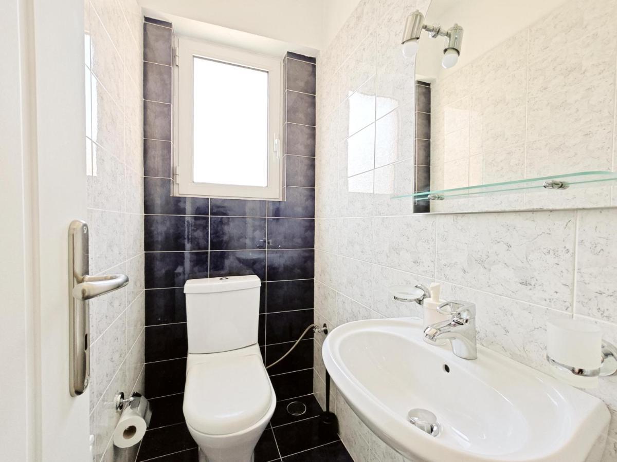 Menelaou By Verde Apartments Атина Екстериор снимка